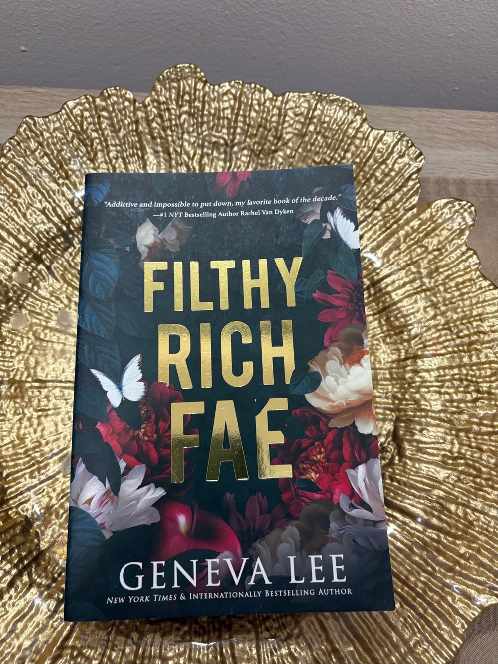 Filthy rich fae by Geneva Lee